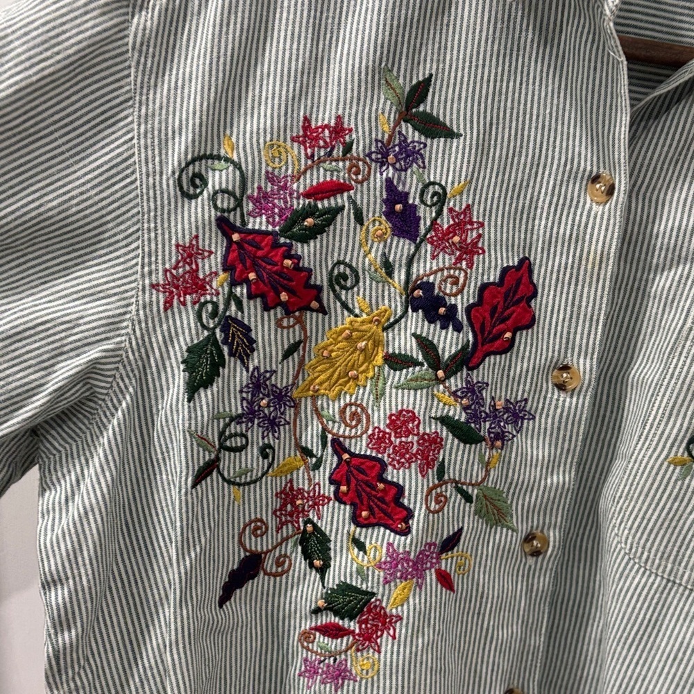 Vtg Casey&Max Fall Leaves Embroidered Top Seersucker Size M Thanksgiving - Picture 4 of 6
